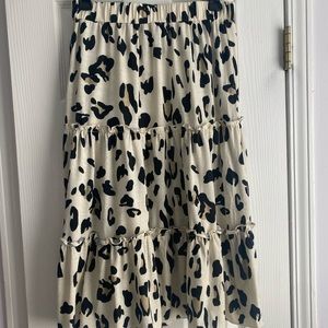 Leopard midi skirt